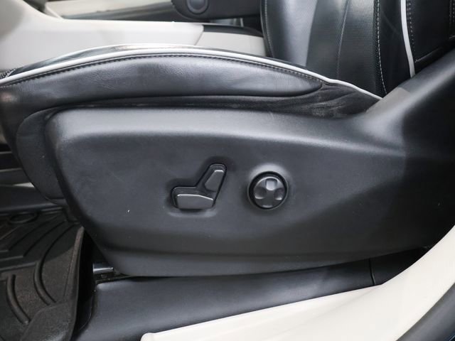 2021 Chrysler Pacifica Limited - Photo 12
