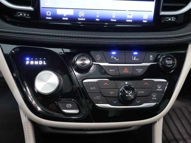 2021 Chrysler Pacifica Limited - Photo 27