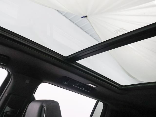 2024 Cadillac Escalade ESV Premium Luxury - Photo 27