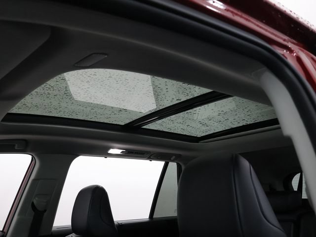 2025 Toyota Grand Highlander XLE - Photo 31