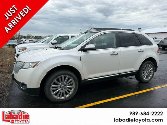 2013 Lincoln MKX Base