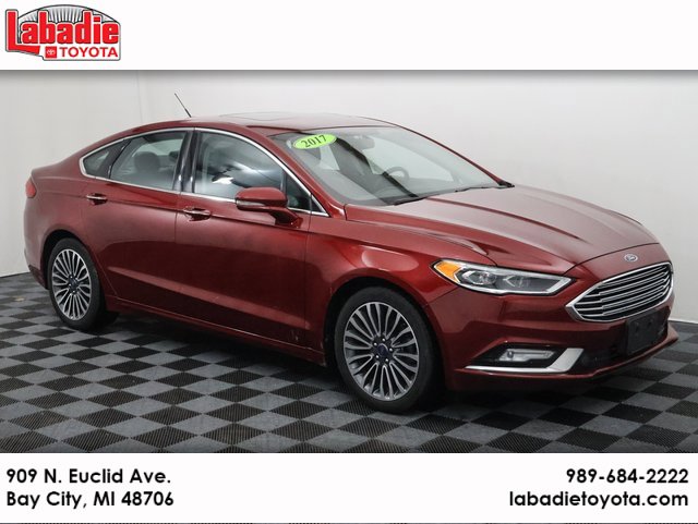 2017 Ford Fusion SE's photo