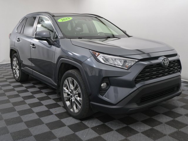 Used 2019 Toyota RAV4 XLE Premium with VIN JTMA1RFV3KD011739 for sale in Bay City, MI
