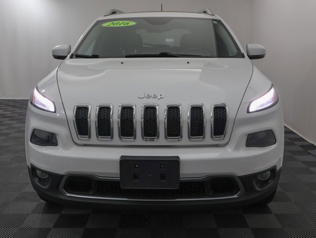 2017 Jeep Cherokee Limited photo 3