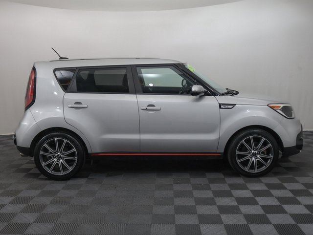 2017 Kia Soul Exclaim photo 4