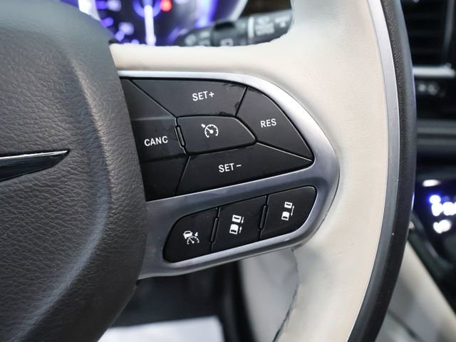 2021 Chrysler Pacifica Limited - Photo 25