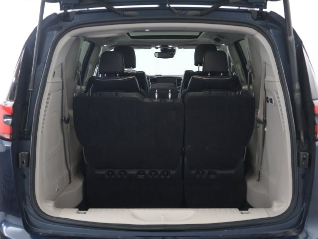 2021 Chrysler Pacifica Limited - Photo 7