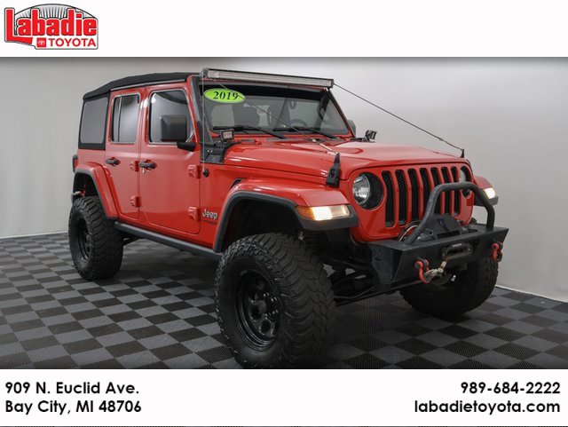 2019 Jeep Wrangler Unlimited Sahara's photo