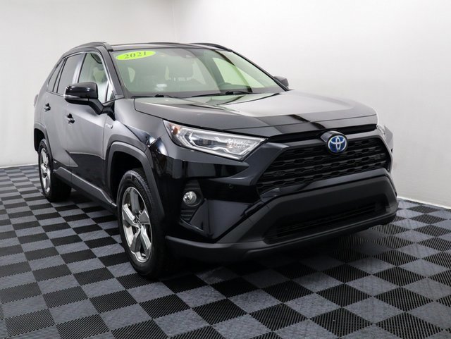 Used 2021 Toyota RAV4 XLE Premium with VIN JTMB6RFV8MD021496 for sale in Bay City, MI