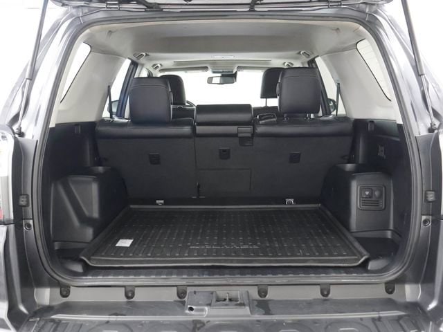 2023 Toyota 4Runner Limited - Photo 7