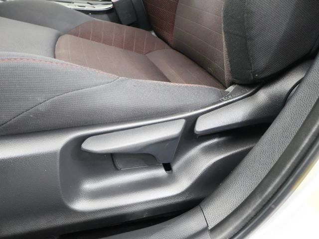 2024 Toyota Corolla SE - Photo 12