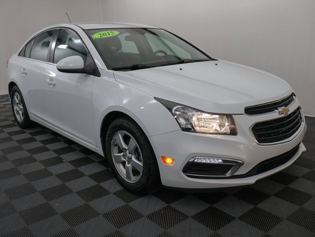 Used 2015 Chevrolet Cruze 1LT with VIN 1G1PC5SB4F7295050 for sale in Bay City, MI