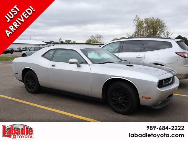 2010 Dodge Challenger SE's photo
