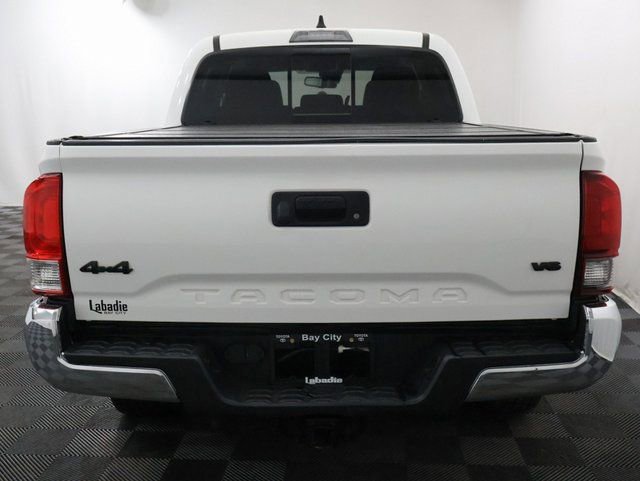 2022 Toyota Tacoma SR5 - Photo 8