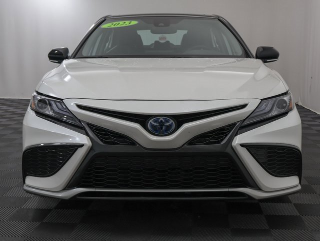 2023 Toyota Camry Hybrid XSE photo 3