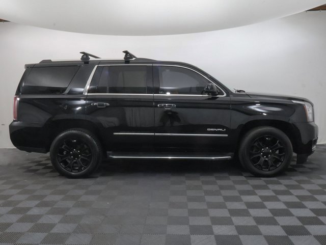 2017 Gmc Yukon Denali photo 4