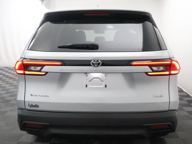 2024 Toyota Grand Highlander XLE - Photo 8