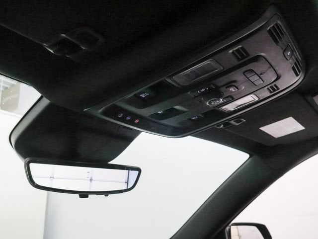 2024 Cadillac Escalade ESV Premium Luxury - Photo 26