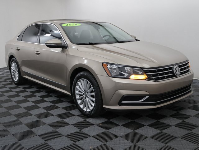 Used 2016 Volkswagen Passat SE with VIN 1VWBS7A33GC026442 for sale in Bay City, MI