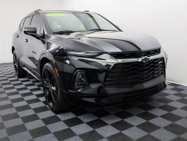 Used 2019 Chevrolet Blazer RS with VIN 3GNKBERS0KS607572 for sale in Bay City, MI