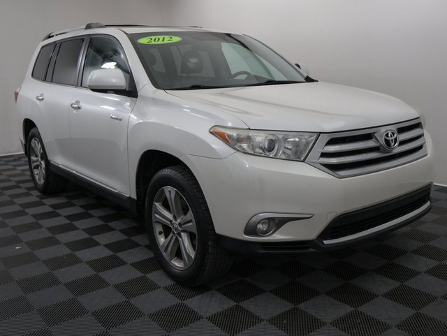 Used 2012 Toyota Highlander Limited with VIN 5TDDK3EH5CS155060 for sale in Bay City, MI