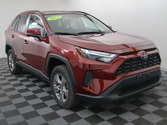 Used 2023 Toyota RAV4 XLE with VIN 2T3P1RFV4PW374670 for sale in Bay City, MI
