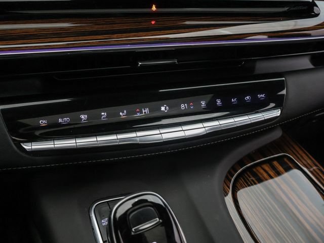 2024 Cadillac Escalade ESV Premium Luxury - Photo 23