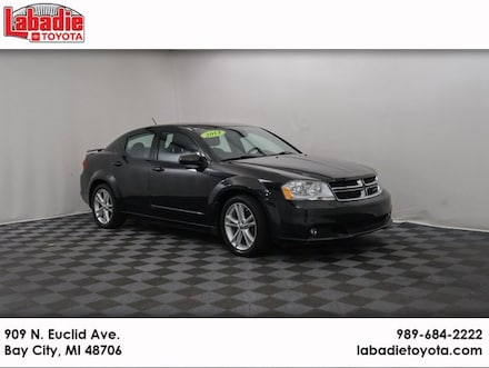 2013 Dodge Avenger SXT Sedan