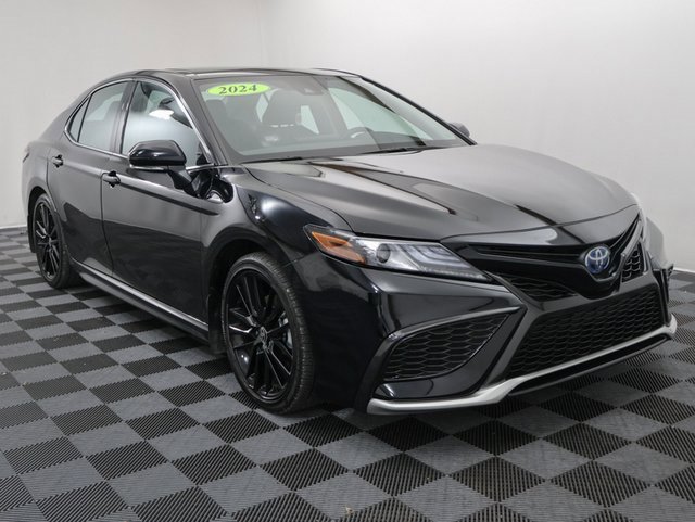 Used 2024 Toyota Camry XSE with VIN 4T1K31AK4RU621751 for sale in Bay City, MI