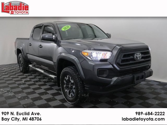 2020 Toyota Tacoma SR's photo