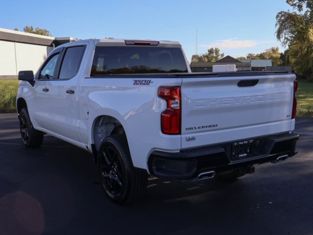 Used 2022 Chevrolet Silverado 1500 LT Trail Boss Truck Crew Cab