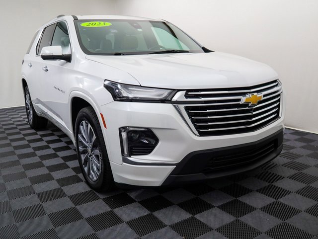 Used 2023 Chevrolet Traverse Premier with VIN 1GNEVKKW8PJ206442 for sale in Bay City, MI