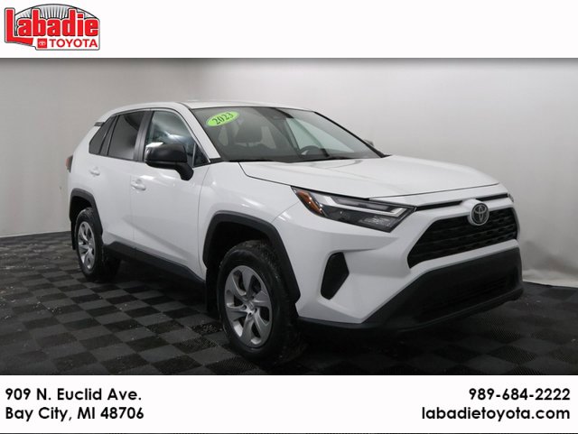 2023 Toyota RAV4 LE