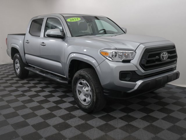 2023 Toyota Tacoma SR V6 photo 2