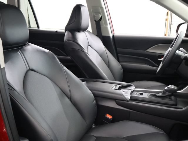 2025 Toyota Grand Highlander XLE - Photo 16