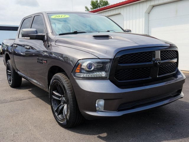 Used 2017 RAM Ram 1500 Pickup Night with VIN 1C6RR7MT7HS766678 for sale in Bay City, MI