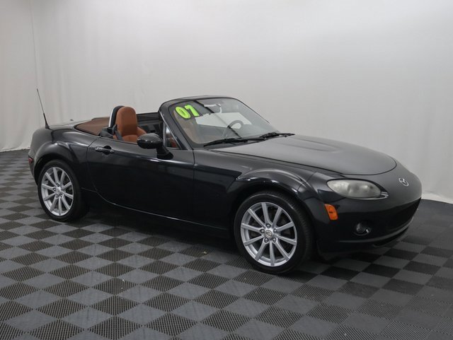 2007 Mazda MX-5 Miata Grand Touring photo 2