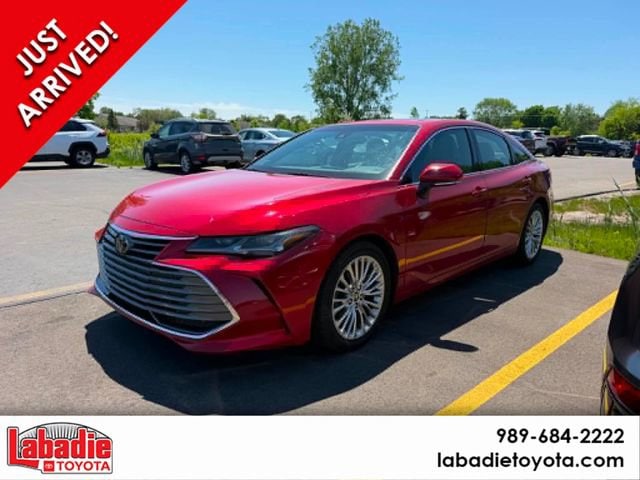 2021 Toyota Avalon Limited AWD's photo