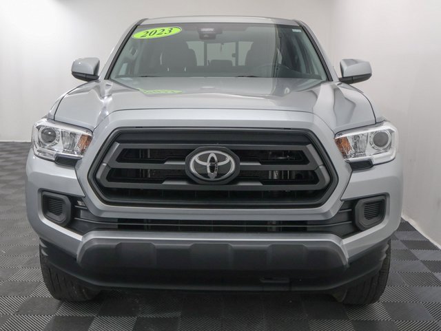 2023 Toyota Tacoma SR V6 photo 3