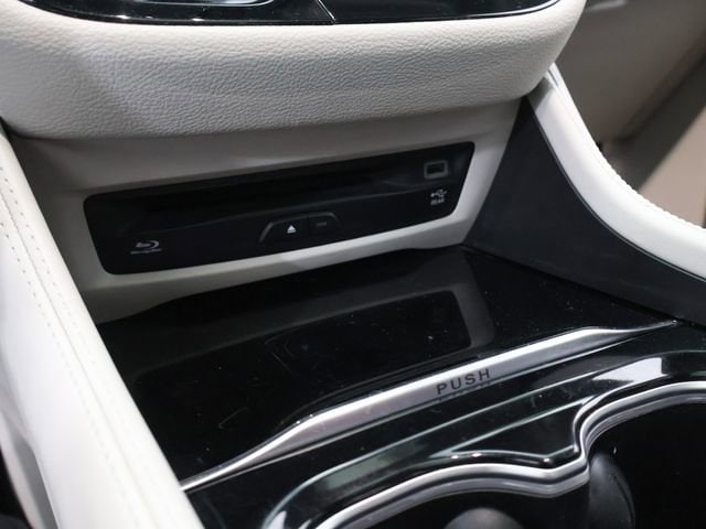 2021 Chrysler Pacifica Limited - Photo 30