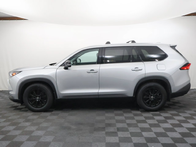 2024 Toyota Grand Highlander XLE - Photo 10