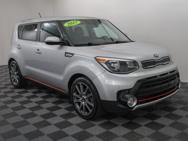 2017 Kia Soul Exclaim photo 2