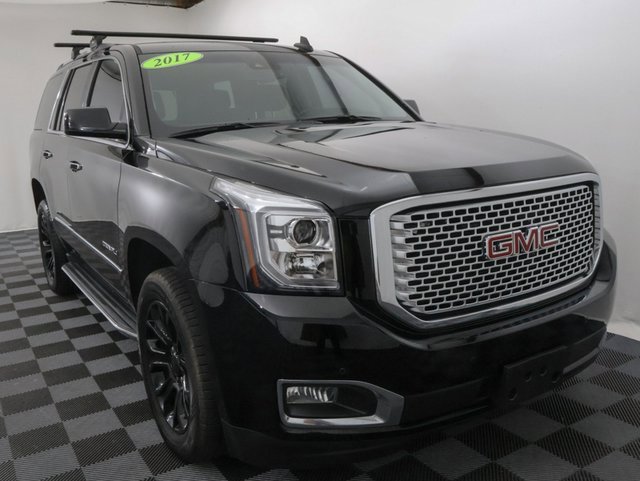 2017 Gmc Yukon Denali photo 2