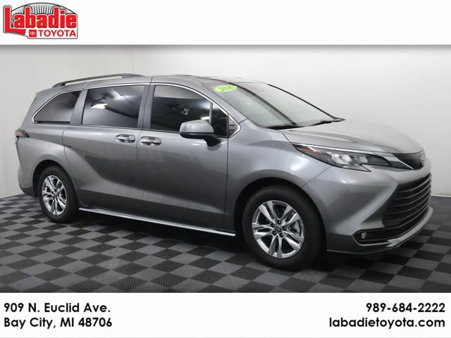 2026 Toyota Sienna XLE