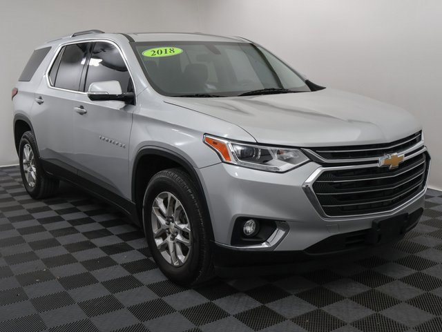 Used 2018 Chevrolet Traverse LT with VIN 1GNEVGKW4JJ260096 for sale in Bay City, MI