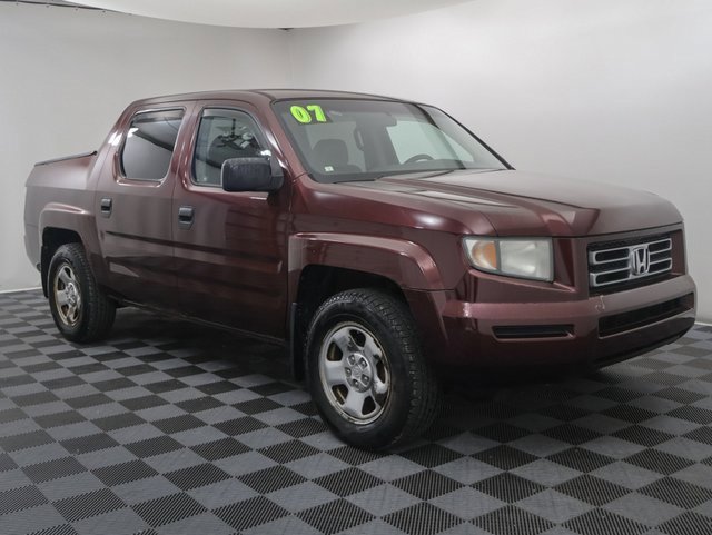 Used 2007 Honda Ridgeline RT with VIN 2HJYK16227H527504 for sale in Bay City, MI