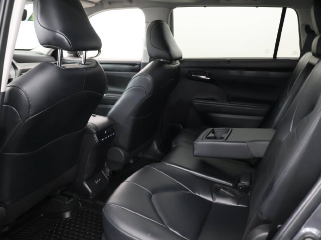 2024 Toyota Highlander XLE - Photo 18