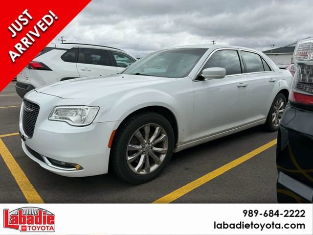 2015 Chrysler 300 Limited