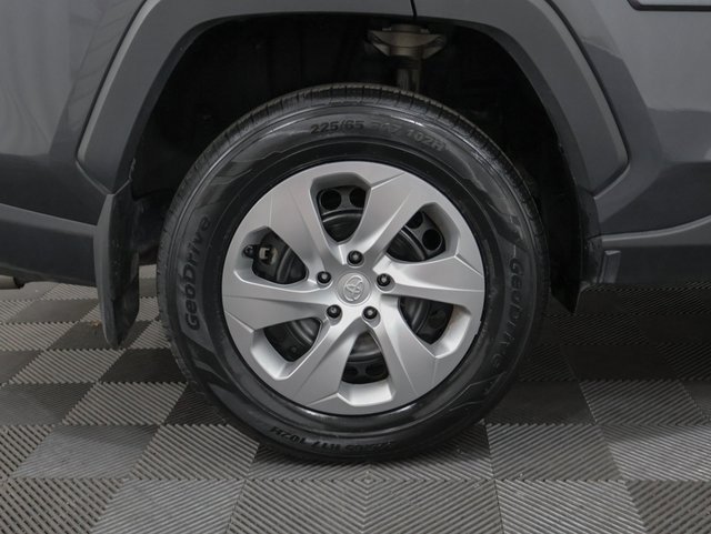 2023 Toyota RAV4 LE photo 4