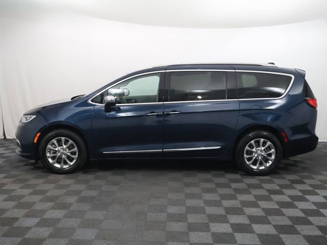2021 Chrysler Pacifica Limited - Photo 10